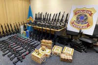 Mais de 670 armas de fogo são apreendidas por órgãos federais no estado de Goiás em 16 meses
