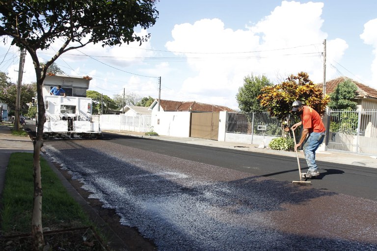 Obras de pavimentação com recursos do Governo Federal