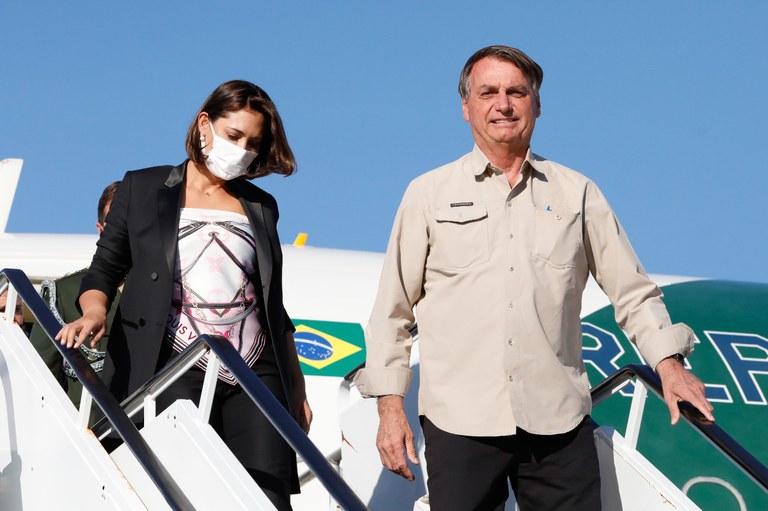 Presidente Jair Bolsonaro embarca para Nova Iorque