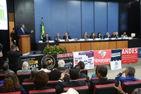 Governo Federal anuncia liberação de R$ 350 milhões para pagamento de direitos trabalhistas de servidores