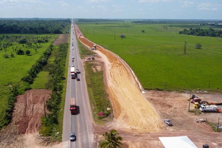 Obra de adequação na BR 316