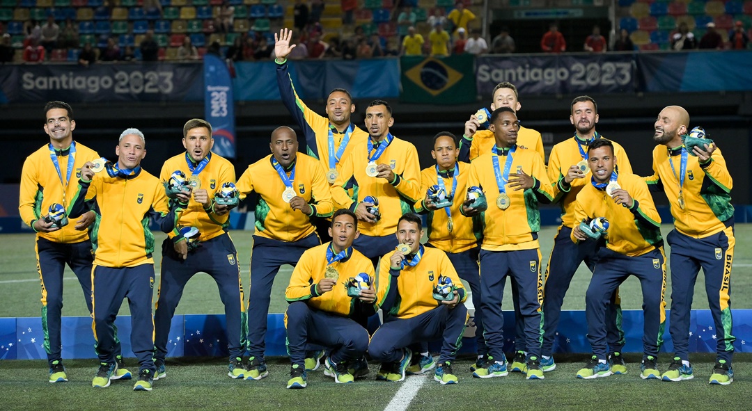Brasil conhece seus adversários na fase de grupos do futebol masculino em  Santiago-2023 - Surto Olímpico