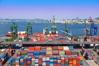 Comércio exterior brasileiro bate recordes e fecha 2023 com saldo de US$ 98,8 bi