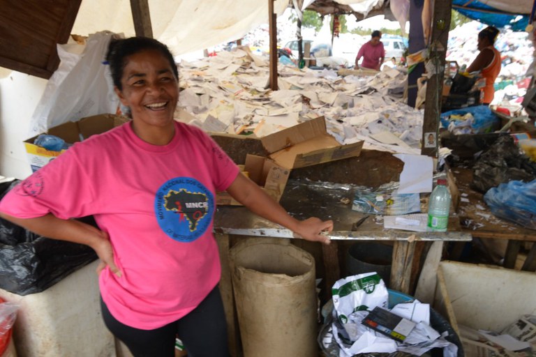 Catadoras de materiais recicláveis e reutilizáveis