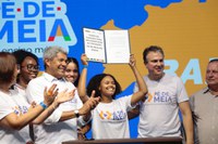 Na Bahia, mais de 283 mil estudantes vão receber o Pé-de-Meia