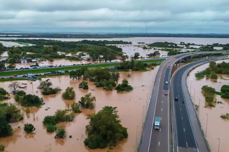 Foto aérea das cheias no Rio Grande do Sul