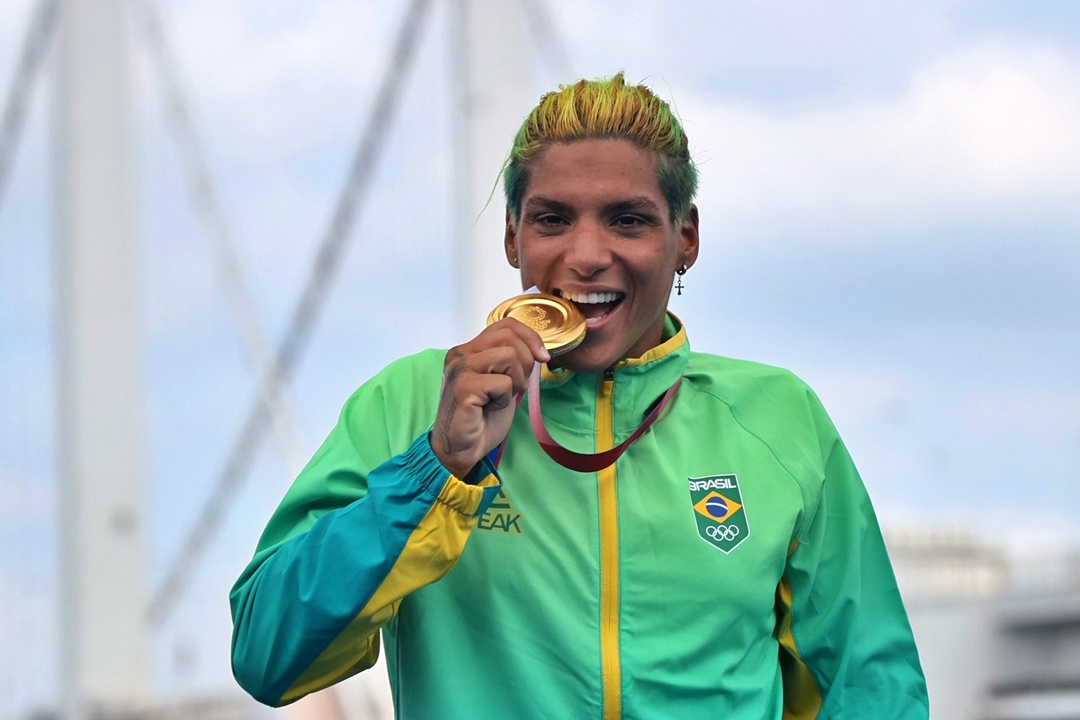 Ana Marcela Cunha: Bolsa Atleta como parceira desde o início da vitoriosa carreira da campeã olímpica nas águas abertas. Foto: Breno Barros / Min. Esporte