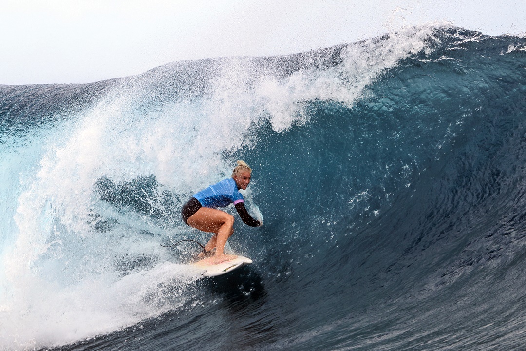 Tatiana Weston-Webb garantiu a prata inédita para o Brasil no surfe olímpico. Foto: 	Willian Lucas/COB