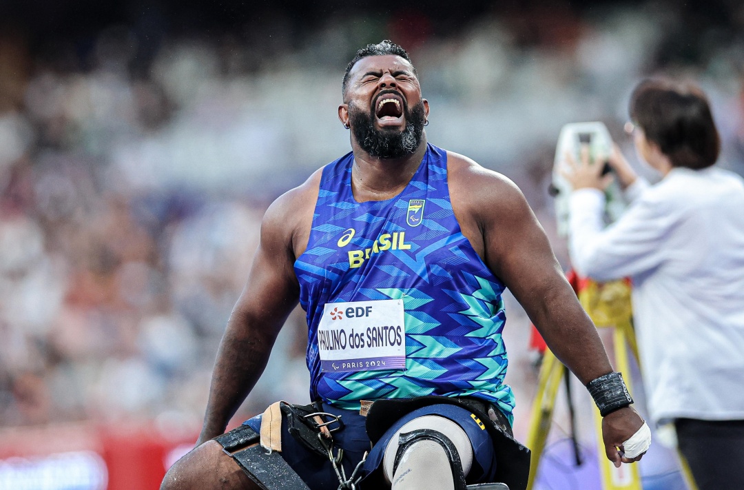 Thiago Paulino, prata no arremesso de peso e medalha de número 200 na história do atletismo em Jogos Paralímpicos. Foto: Wander Roberto / CPB