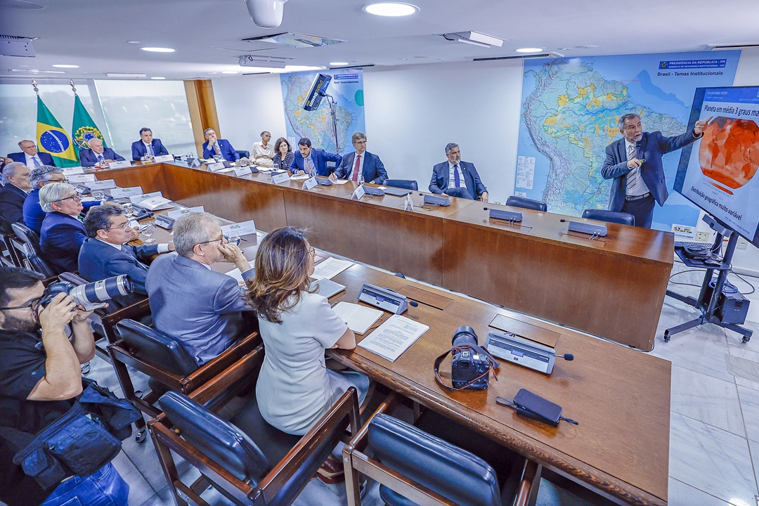 Medidas foram anunciadas durante reunião do presidente Lula com representantes dos Três Poderes, no Palácio do Planalto. Foto: Ricardo Stuckert / PR