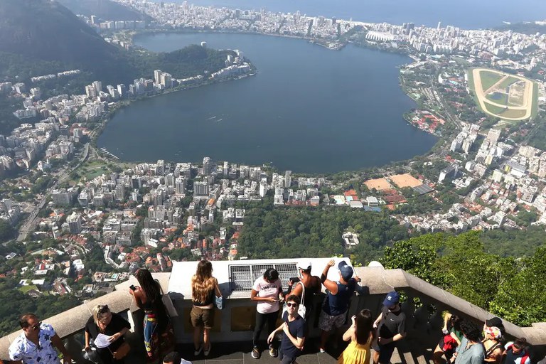 Até setembro, gastos de estrangeiros injetam mais de R$ 30 bilhões na economia brasileira