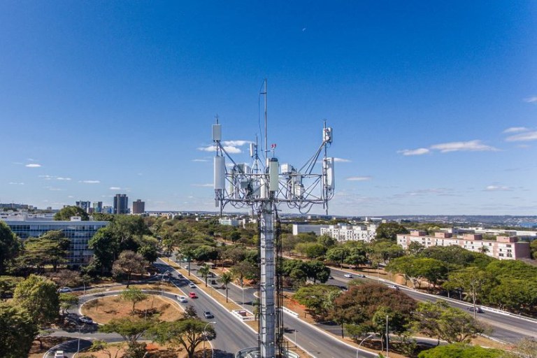 Torre de celular.jpg