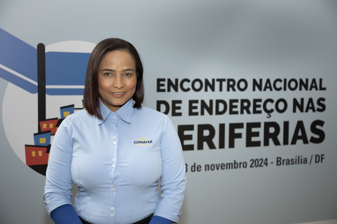 Rita de Cassia Borges Correa, representante da Conafer falou sobre o desafio enfrentado por moradores de periferias em ter acesso a serviços públicos e privados pela falta de endereçamento adequado de suas moradias. Foto: Vitor Vasconcelos/Secom-PR