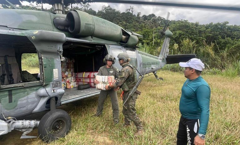 Governo entrega mais de 16,3 mil cestas básicas para os indígenas Yanomami