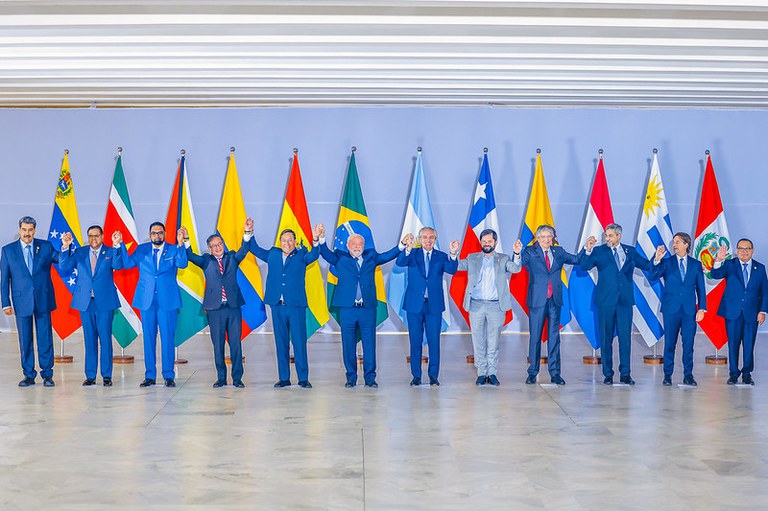 Fotografia oficial dos Presidentes dos países da América do Sul