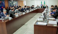 Ministro Floriano Peixoto participa de reunião do Conselho de Governo
