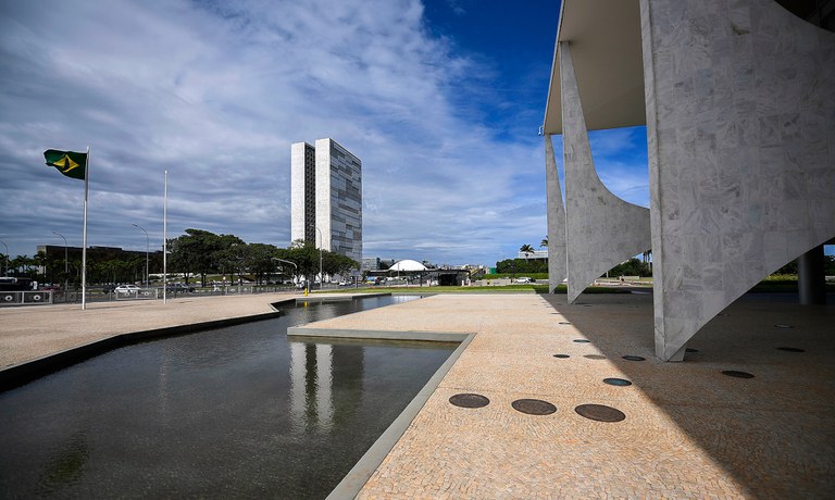 PLANALTO-CONGRESSO.jpg