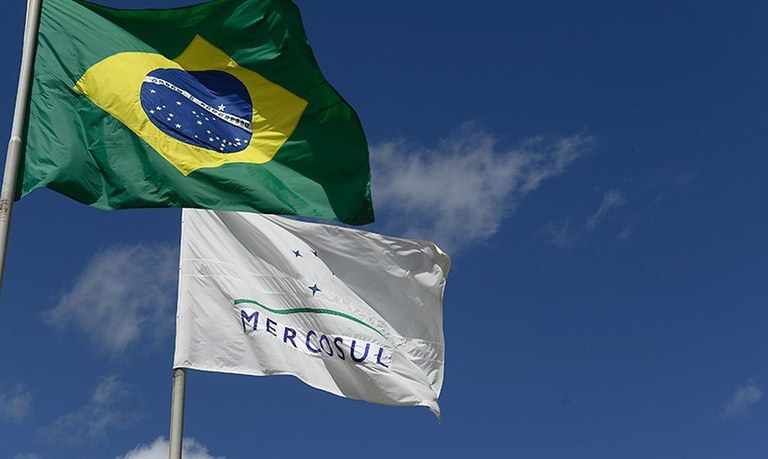 bandeira_do_mercosul.jpg