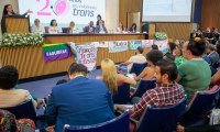 Evento Histórico Celebra 20 Anos de Luta pela Visibilidade Trans com Participação de Autoridades Nacionais e Internacionais