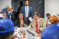 Café da Manhã no Palácio do Planalto Fortalece Movimento dos Catadores