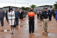 No aniversário da Força Nacional a Diretora-Geral do Depen recebe medalha de mérito