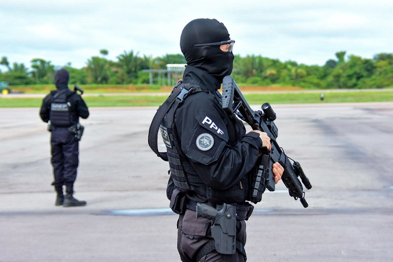 Polícia Penal Federal realiza transferência periódica de presos entre as Penitenciárias Federais 4.jfif