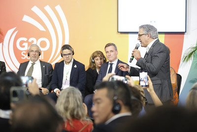 Ministro Alexandre Padilha discursa durante mesa promovida pelo Conselhão no G20. Foto: Rafael Pereira/G20