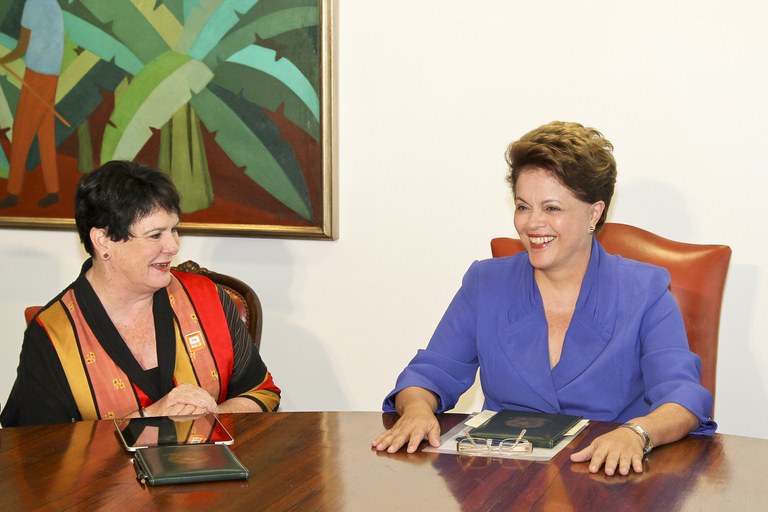 Presidenta Dilma Rousseff recebe no Palácio do Planalto a secretária-geral da Central Sindical Internacional, Sharan Burrow. Foto: Roberto Stuckert Filho/PR