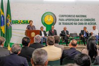 14.06.2012 - Selo de boas práticas na cana-de-açúcar mostra que é possível aliar crescimento com inclusão social