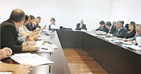 04.07.2012 - Mesa da Construção cria grupo de trabalho para qualificação dos trabalhadores