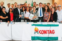 15.04.2015 - Governo anuncia medida para desburocratizar aposentadoria rural