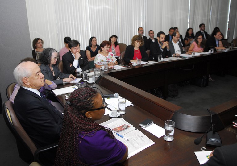 Comitê interministerial defende garantia de direitos e a qualidade do trabalho