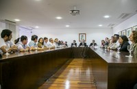 19.08.2015 - Governo federal e organização ecumênica debatem situação de imigrantes haitianos no Brasil