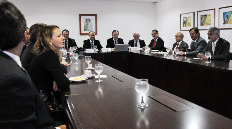 BASE DO GOVERNO NO SENADO