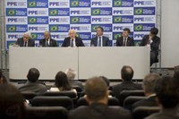 21.07.2015 - Empresas e trabalhadores apoiam o Plano de Proteção ao Emprego