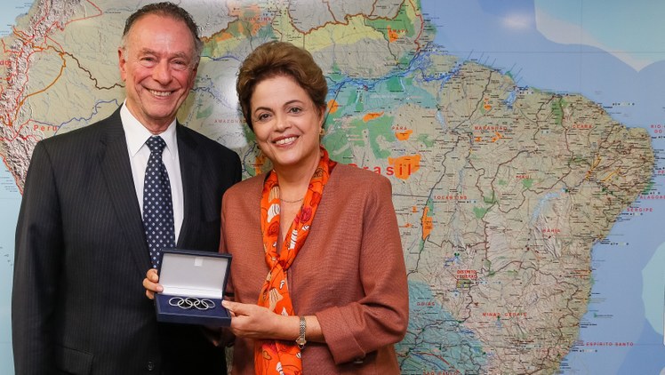 Dilma se reúne com presidente do Comitê Organizador dos Jogos Olímpicos