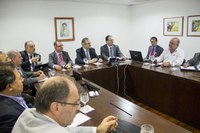 15.06.2015 - Governo chama centrais sindicais para ouvir e apresentar cenários da Previdência para as próximas décadas