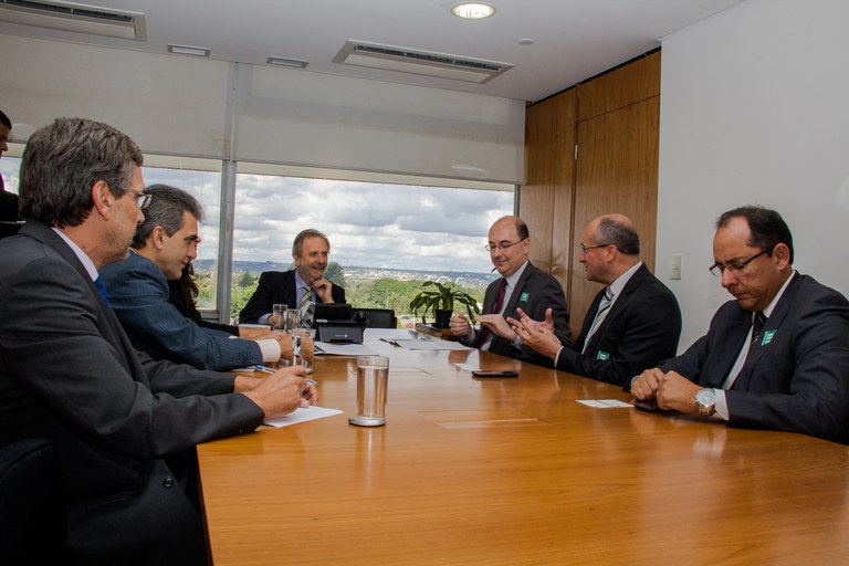 Ministro reafirma parceria entre Secretaria-Geral e Fundação Banco do Brasil