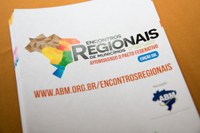 10.09.2015 - Prefeitos, gestores e técnicos de municípios do Sul debateram Lei 13.019/2014 em encontro da ABM