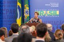 Faremos tudo para impedir que processos não democráticos se fortaleçam, afirma Dilma