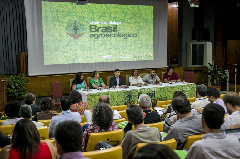 Alterações para o Planapo II são apresentadas no 2º dia do Seminário Dialoga Brasil Agroecológico