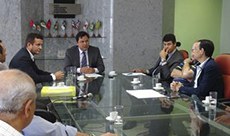 20161124-reuniao-associacaodemunicipiosdopiaui-miniatura.jpg