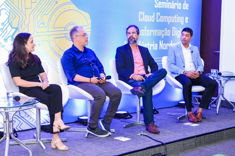 Política industrial do Brasil e os desdobramentos para o Nordeste foi tema de debate. Foto: Elvis Aleluia