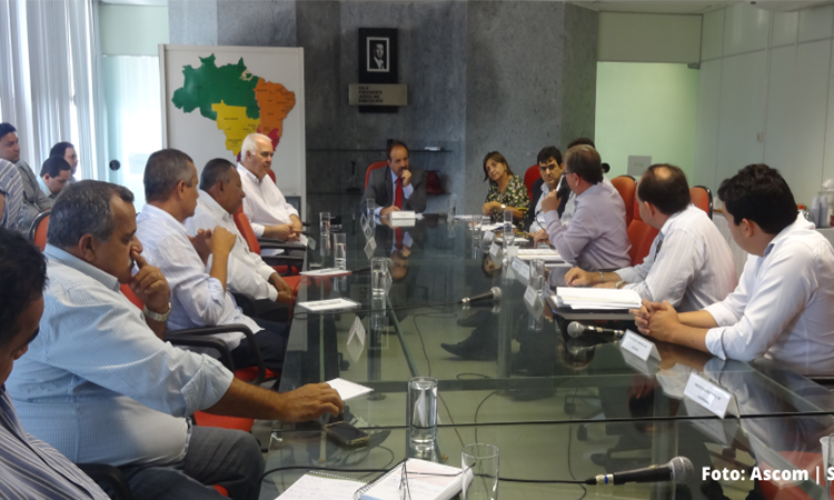 20150415 REUNIAO AGUAPARATODOS SUDENE