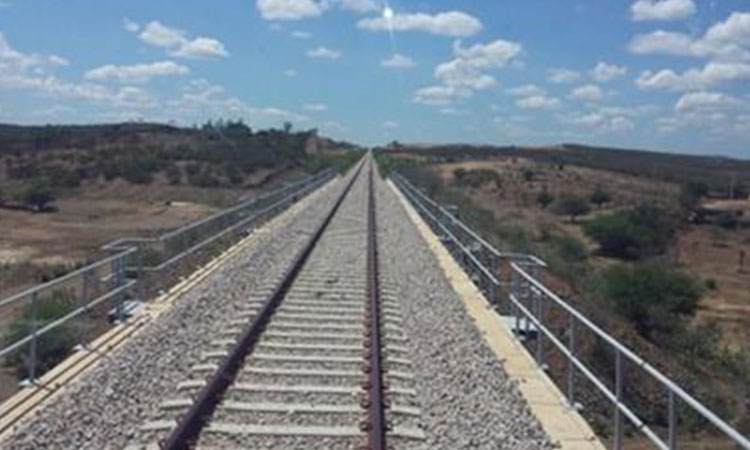 foto dos trilhos da Transnordestina