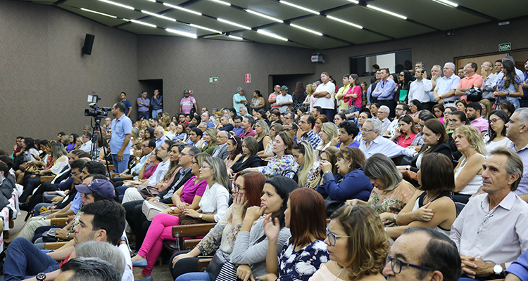 Foto do público durante evento na Fiep, em Campina Grande (PB), durante entrega do Plano Estratégico de Desenvolvimento de Campina Grande