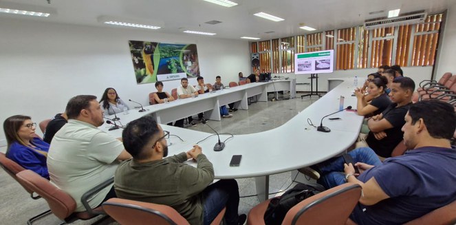 Acadêmicos da Ufopa são recebido na Suframaca de Portas Abertas'