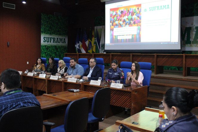 Empoderamento feminino é abordado em campanha da Suframa na sede da Autarquia