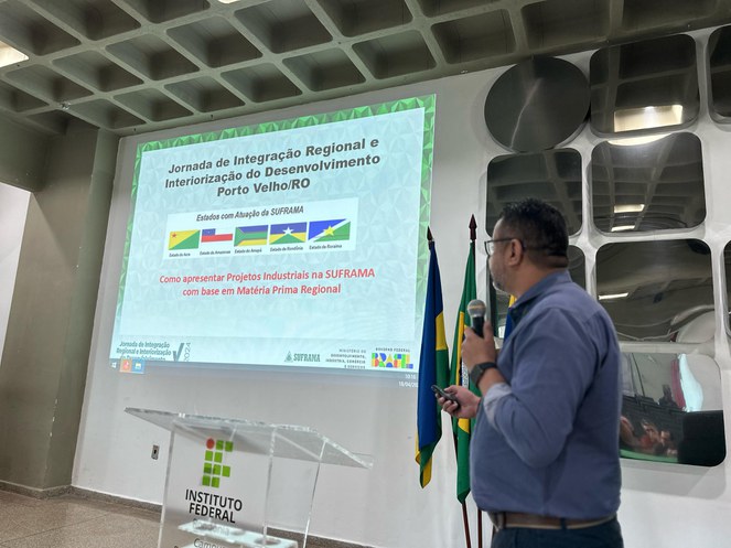 Coordenador de Acompanhamento de Projetos Industriais e Análise de Processos Industriais da Suframa, Dave Alves, explanou sobre os projetos industriais na Jornada de Rondônia