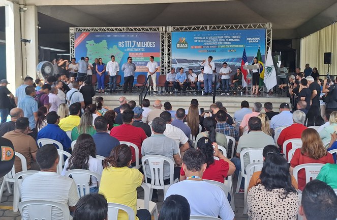 Ministro do Desenvolvimento e Assistência Social, Família e Combate à Fome, Wellington Dias, na solenidade de entrega de veículos realizada na Suframa